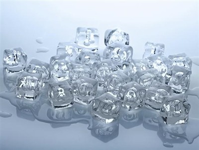 Ghiaccio secco contro ghiaccio normale: qual è la differenza?